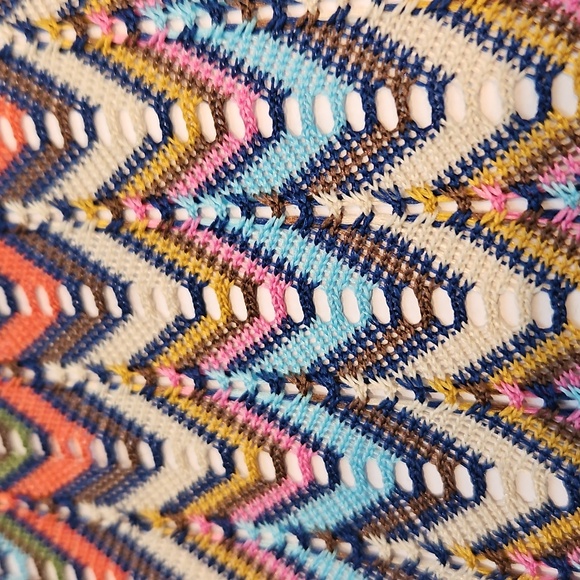 ☕ Colorful Chevron Pattern Tank Top - Picture 7 of 8